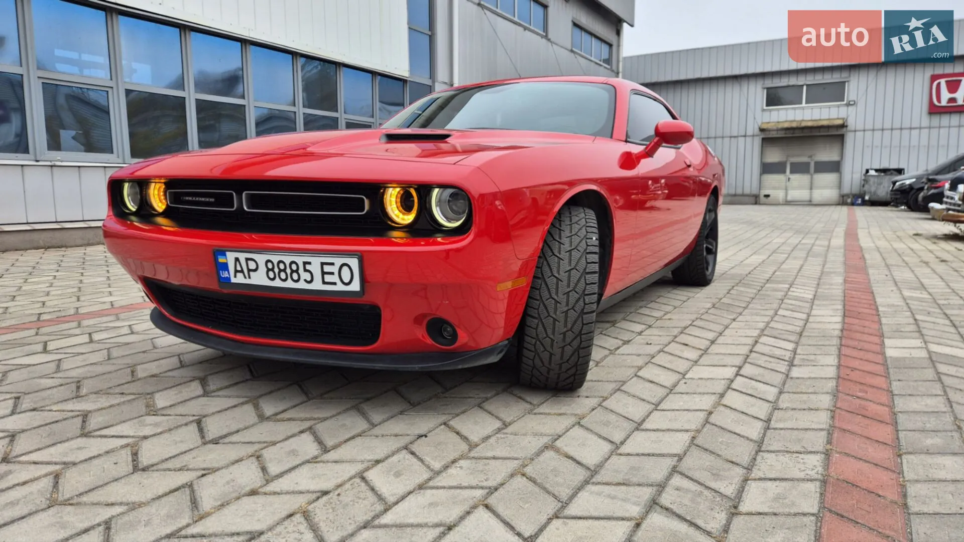 2015 Dodge Challenger - мініатюра 11