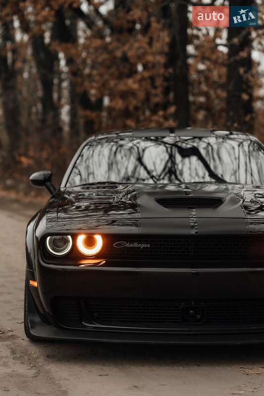 Купе Dodge Challenger 2018 в Києві фото 8 Купе Dodge Challenger 2018 в Києві