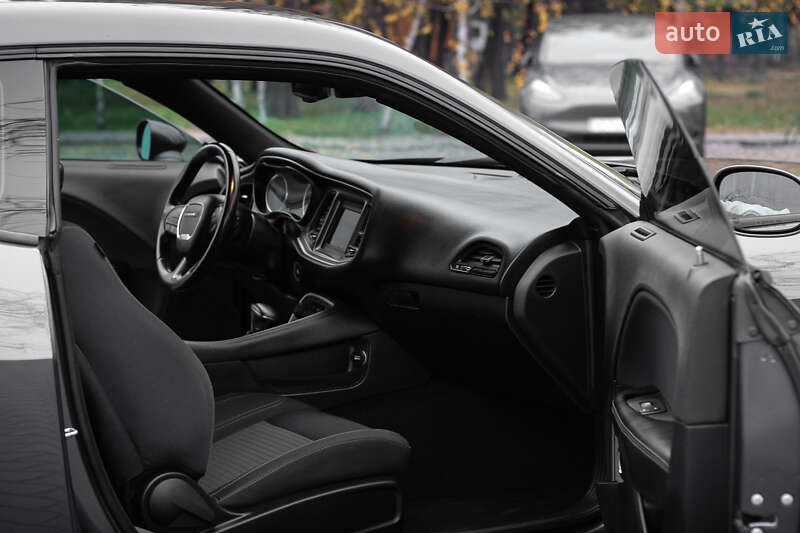 Купе Dodge Challenger 2019 в Каменском фото 19 Купе Dodge Challenger 2019 в Каменском