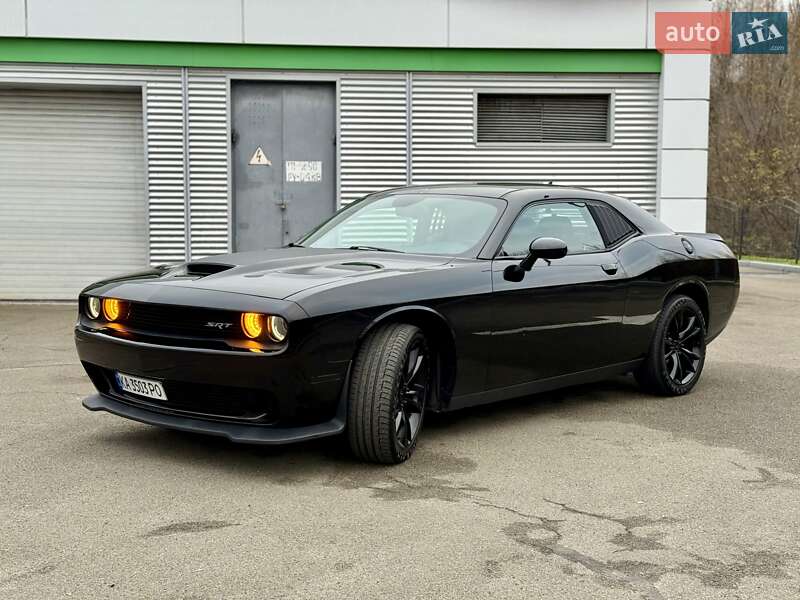 Купе Dodge Challenger 2016 в Киеве