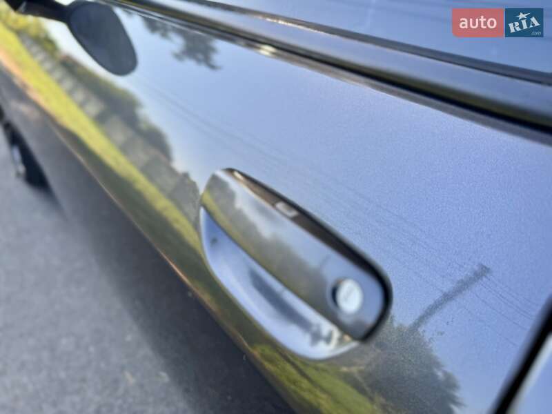 Купе Dodge Challenger 2017 в Києві фото 16 Купе Dodge Challenger 2017 в Києві