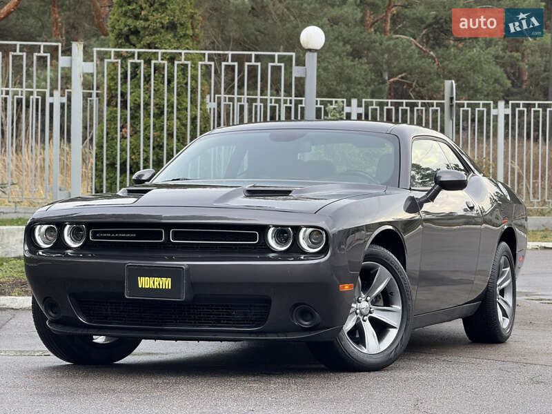 Купе Dodge Challenger 2020 в Києві фото Купе Dodge Challenger 2020 в Києві