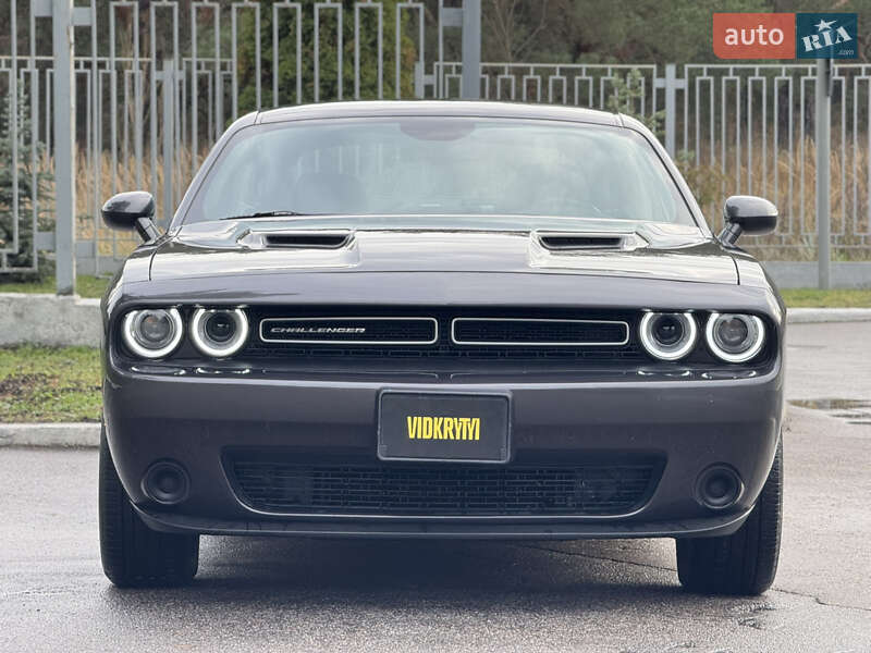 Купе Dodge Challenger 2020 в Києві фото 6 Купе Dodge Challenger 2020 в Києві