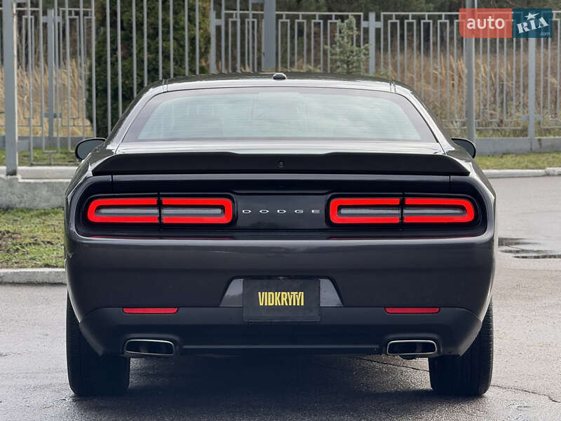 Купе Dodge Challenger 2020 в Києві фото 22 Купе Dodge Challenger 2020 в Києві