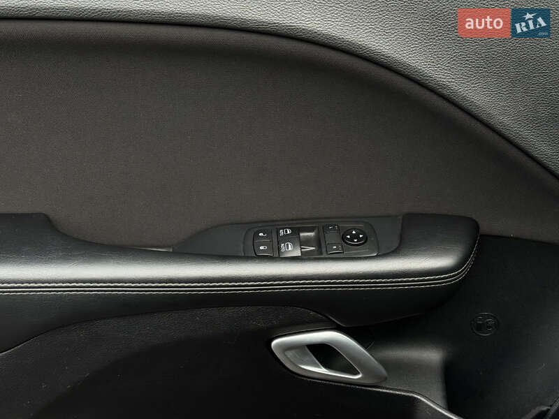 Купе Dodge Challenger 2020 в Києві фото 28 Купе Dodge Challenger 2020 в Києві