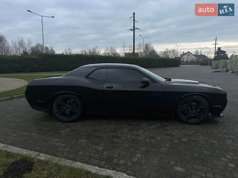 Купе Dodge Challenger 2016 в Львове фото 7 Купе Dodge Challenger 2016 в Львове