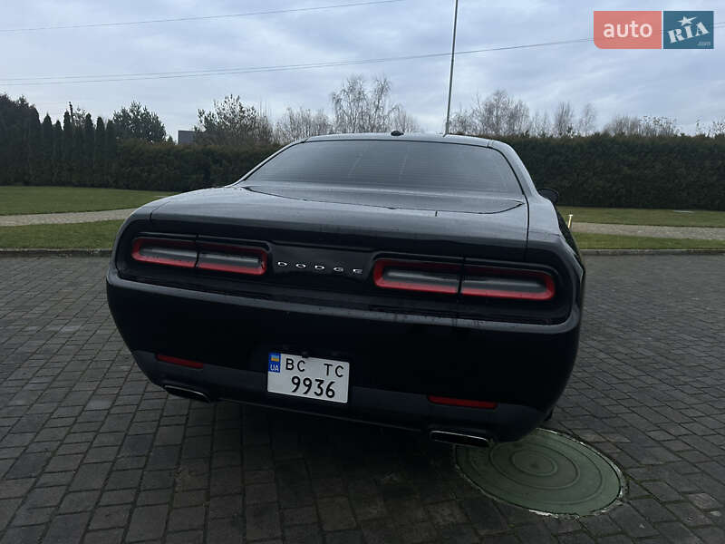 Купе Dodge Challenger 2016 в Львове фото 11 Купе Dodge Challenger 2016 в Львове