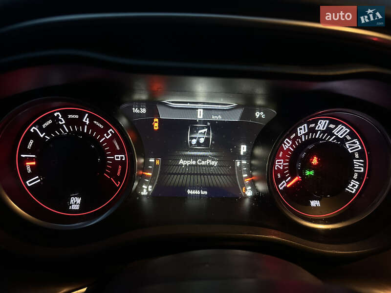 Купе Dodge Challenger 2016 в Львове фото 24 Купе Dodge Challenger 2016 в Львове