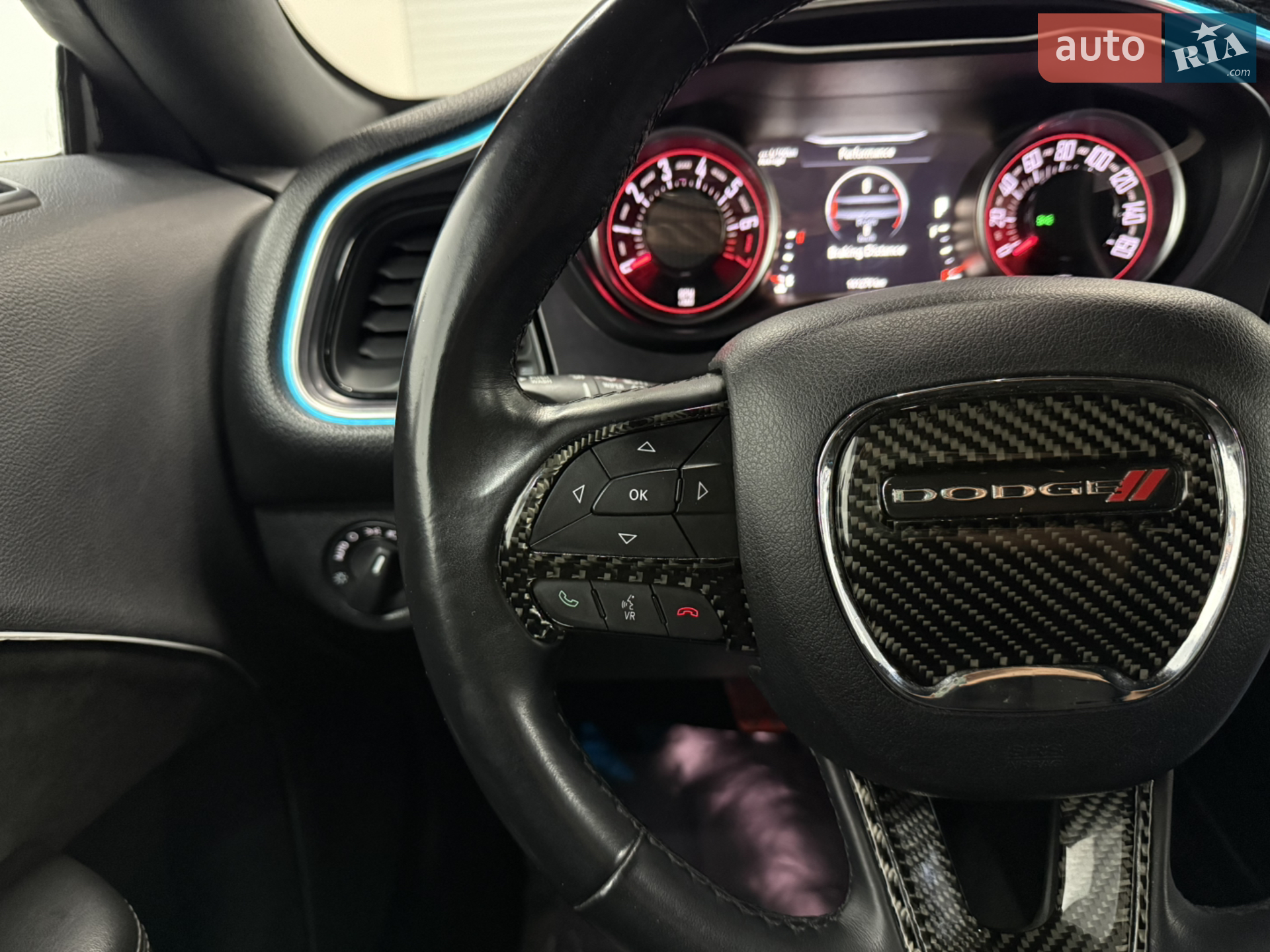 2017 Dodge Challenger - мініатюра 8