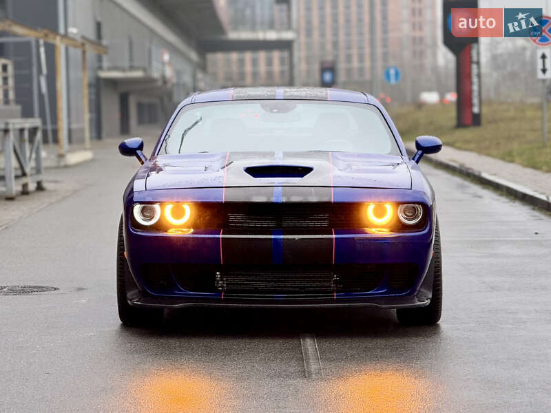 Купе Dodge Challenger 2019 в Киеве