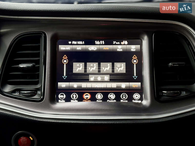 Купе Dodge Challenger 2019 в Киеве