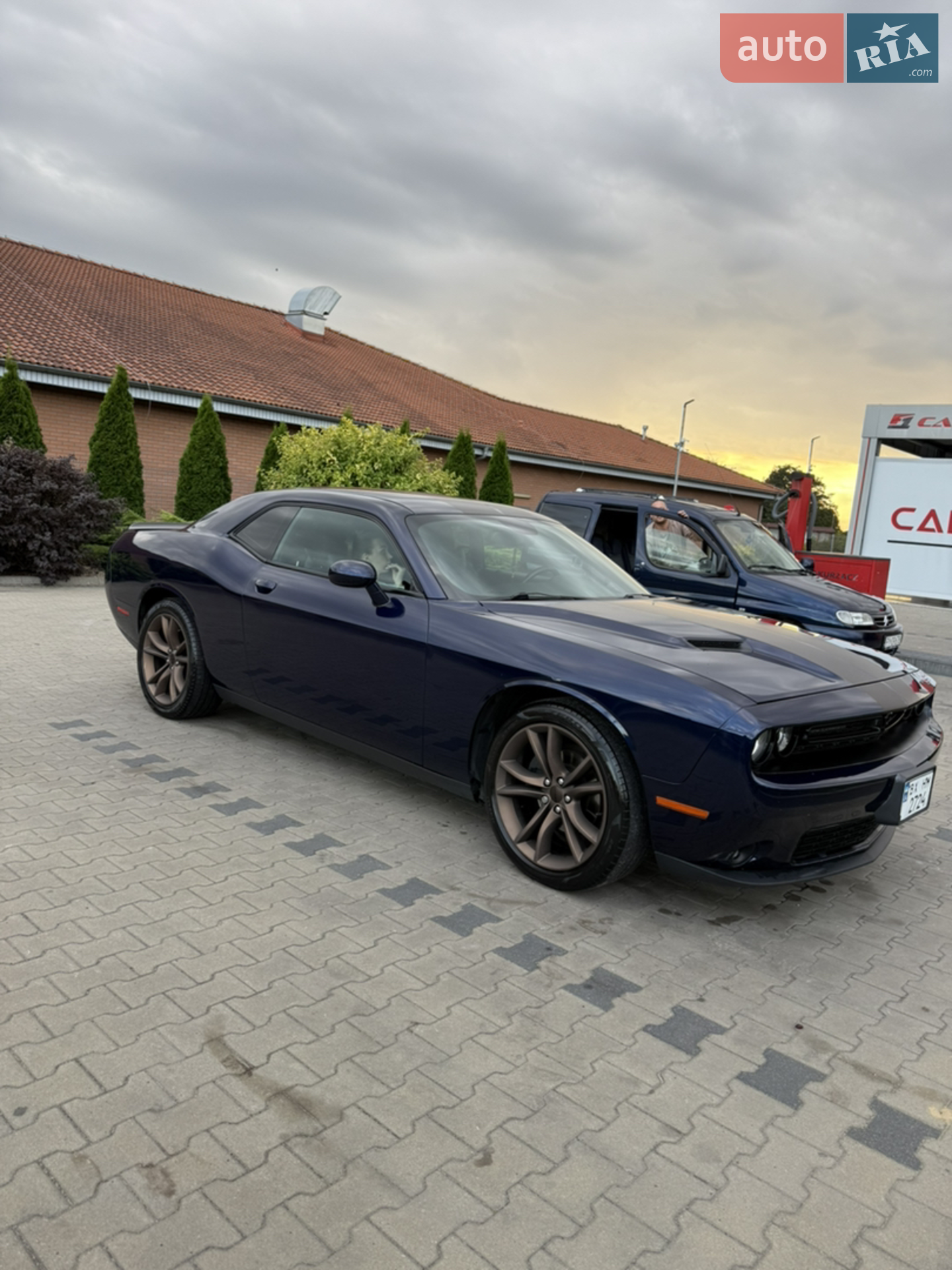 2016 Dodge Challenger - фото 1