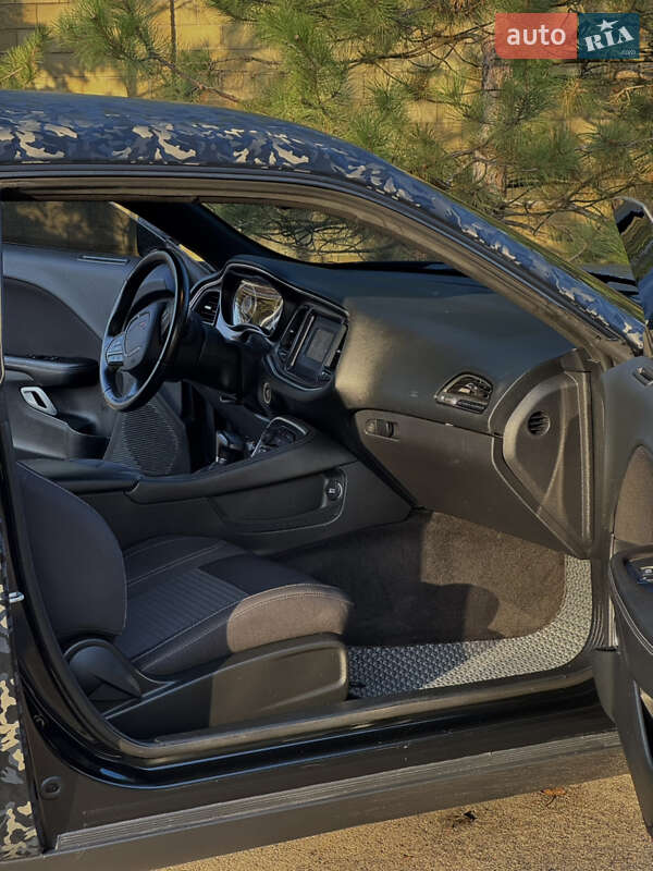 Купе Dodge Challenger 2014 в Дніпрі фото 13 Купе Dodge Challenger 2014 в Дніпрі