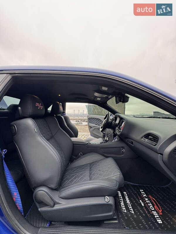Купе Dodge Challenger 2020 в Киеве