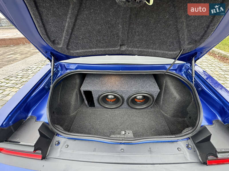 Купе Dodge Challenger 2020 в Киеве