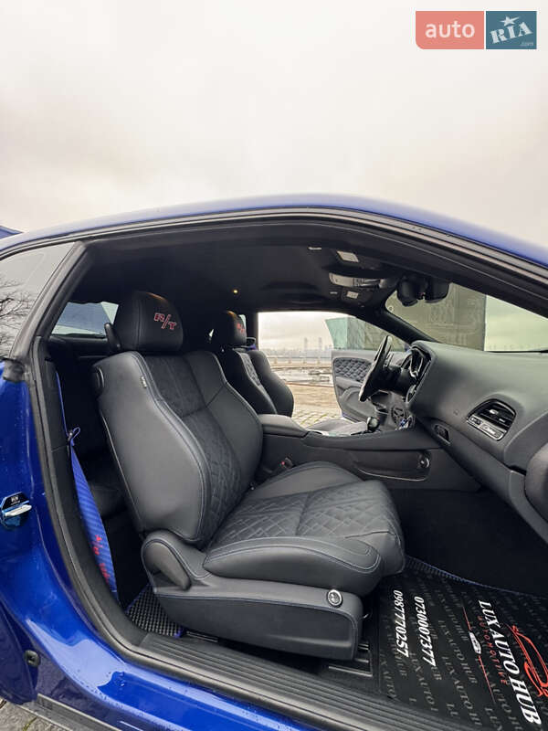 Купе Dodge Challenger 2020 в Киеве