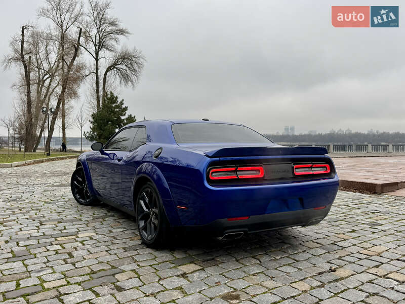 Купе Dodge Challenger 2020 в Киеве
