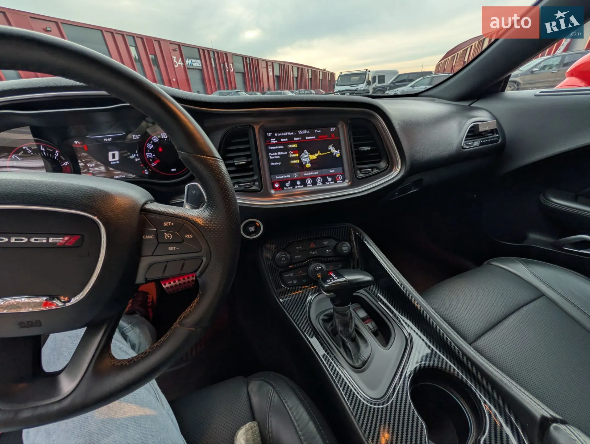 2017 Dodge Challenger - мініатюра 19