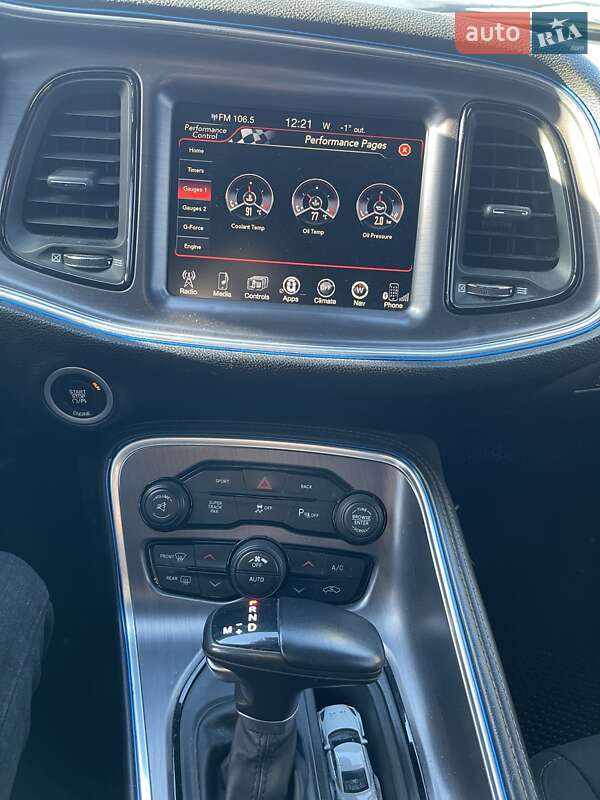 Купе Dodge Challenger 2014 в Киеве