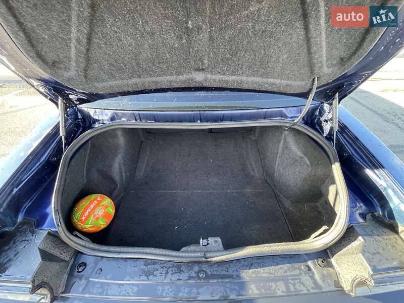 Купе Dodge Challenger 2014 в Киеве