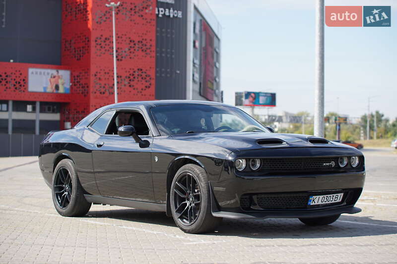Купе Dodge Challenger 2019 в Киеве