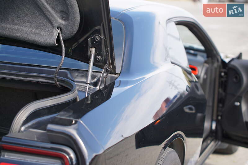 Купе Dodge Challenger 2019 в Киеве