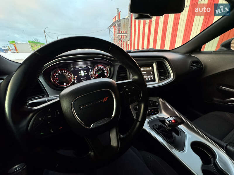 Купе Dodge Challenger 2020 в Харкові фото 26 Купе Dodge Challenger 2020 в Харкові