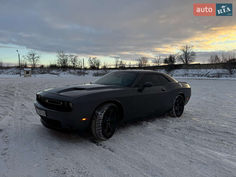 Купе Dodge Challenger 2020 в Харкові фото 30 Купе Dodge Challenger 2020 в Харкові