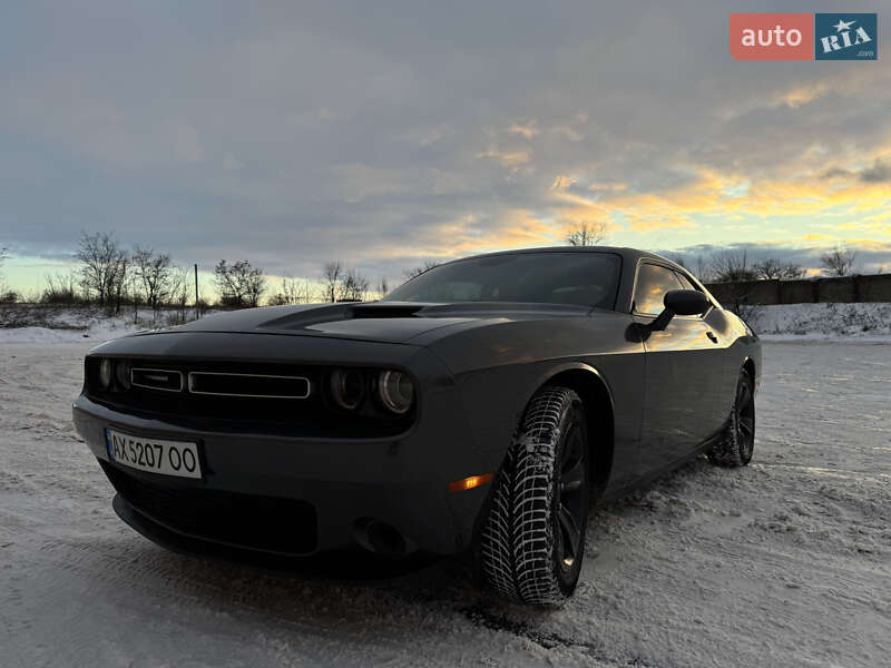 Купе Dodge Challenger 2020 в Харкові фото 32 Купе Dodge Challenger 2020 в Харкові