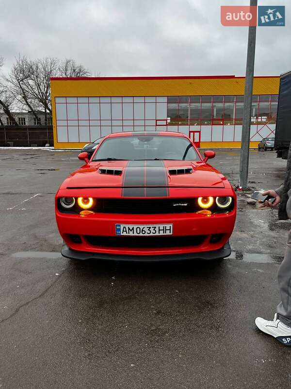 Купе Dodge Challenger 2017 в Житомире