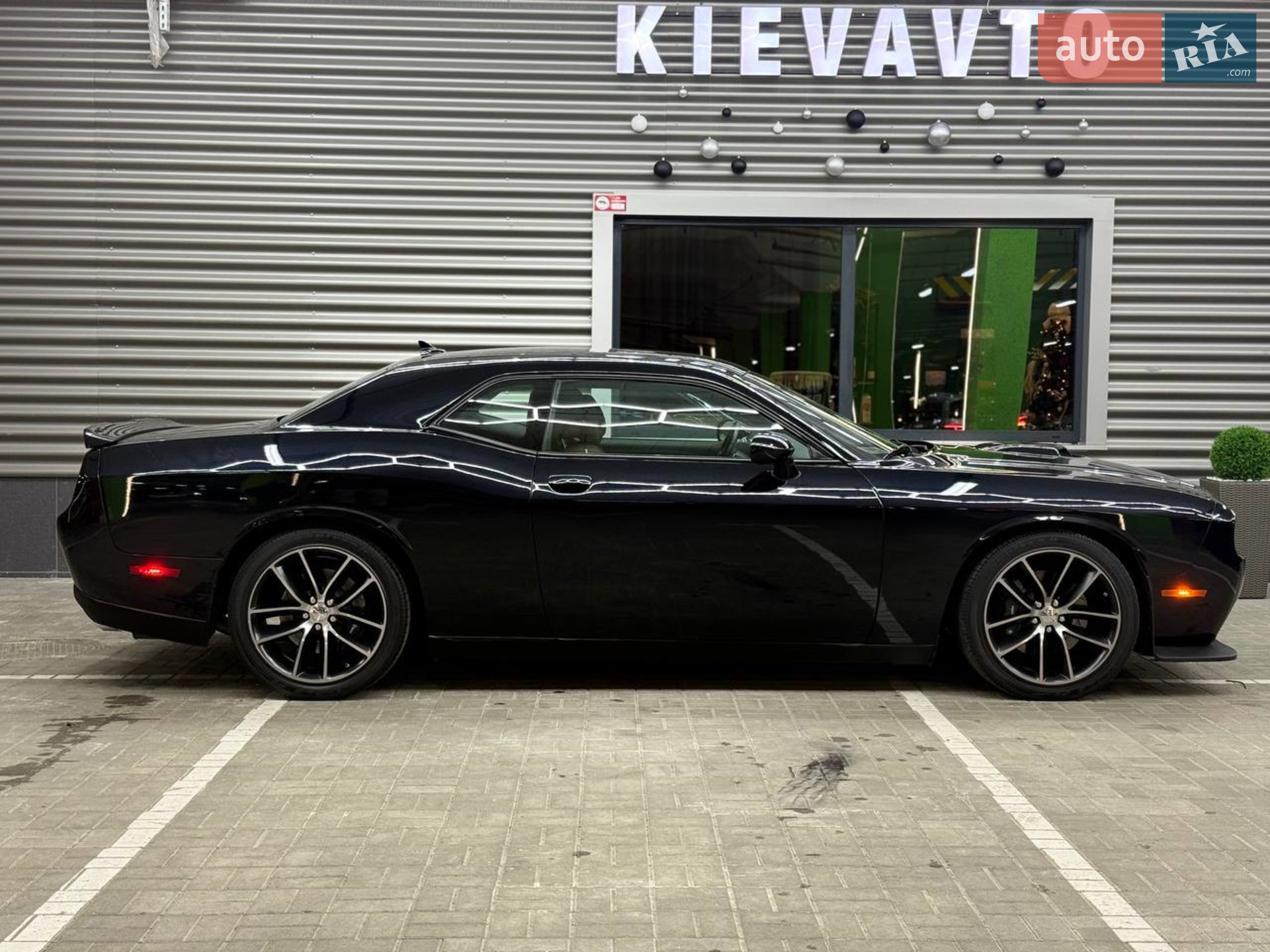 2016 Dodge Challenger - мініатюра 4