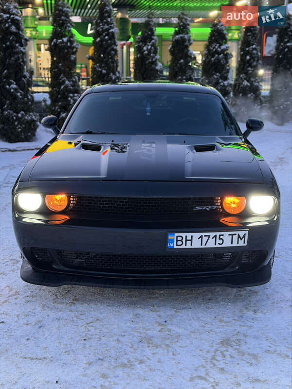Купе Dodge Challenger 2014 в Киеве