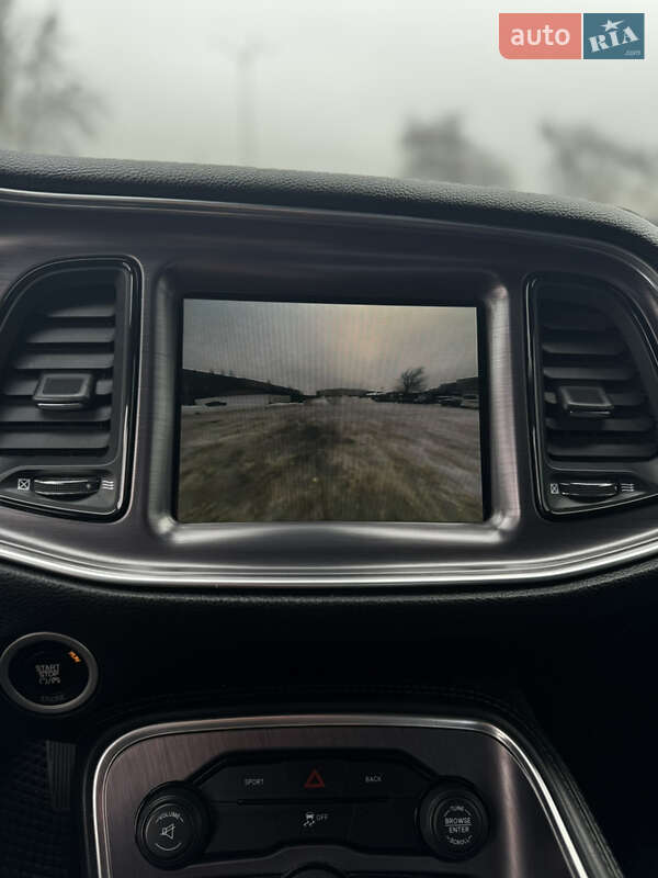 Купе Dodge Challenger 2015 в Києві фото 17 Купе Dodge Challenger 2015 в Києві