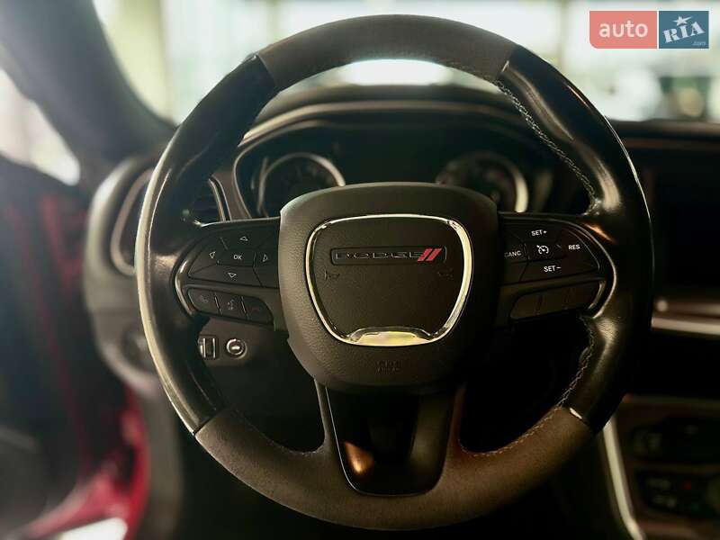 Купе Dodge Challenger 2016 в Львове фото 24 Купе Dodge Challenger 2016 в Львове