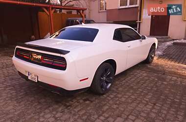 Купе Dodge Challenger 2021 в Львове