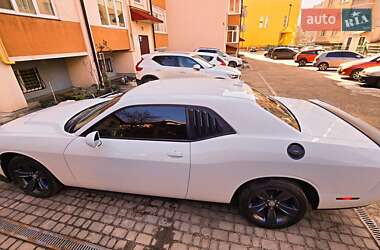 Купе Dodge Challenger 2021 в Львове