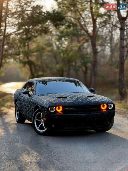 Купе Dodge Challenger 2014 в Дніпрі