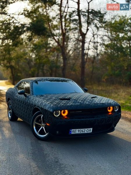 Купе Dodge Challenger 2014 в Дніпрі