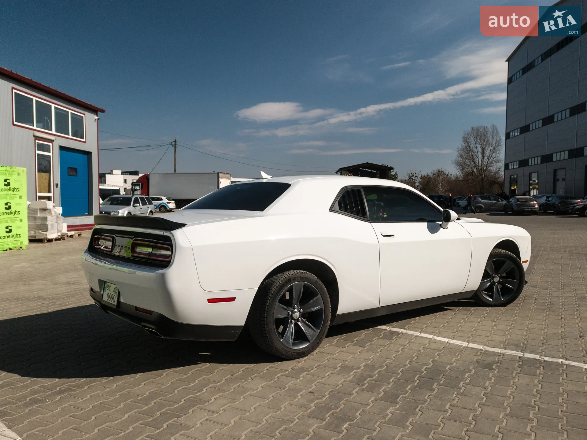 2021 Dodge Challenger - мініатюра 10
