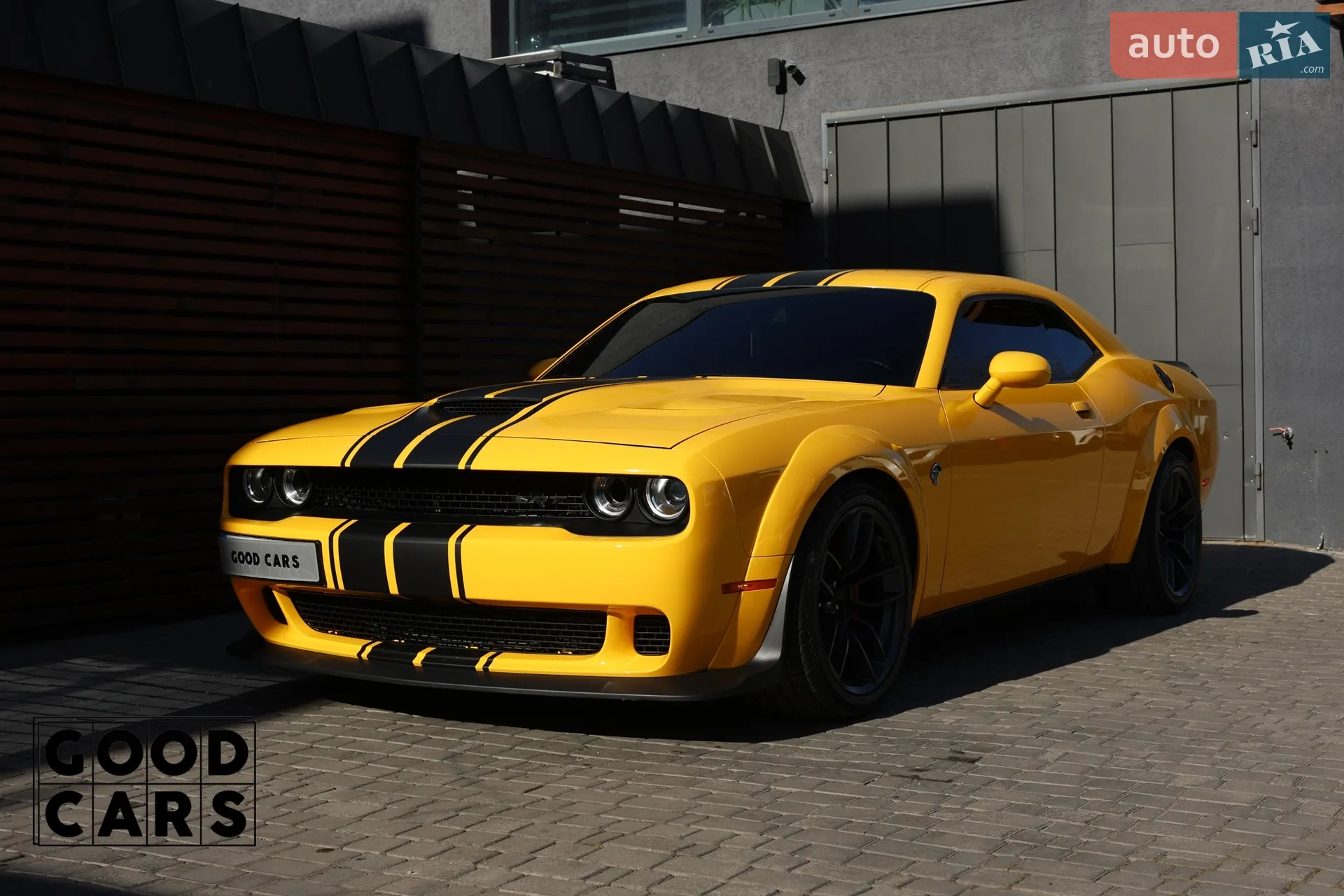2017 Dodge Challenger - мініатюра 2