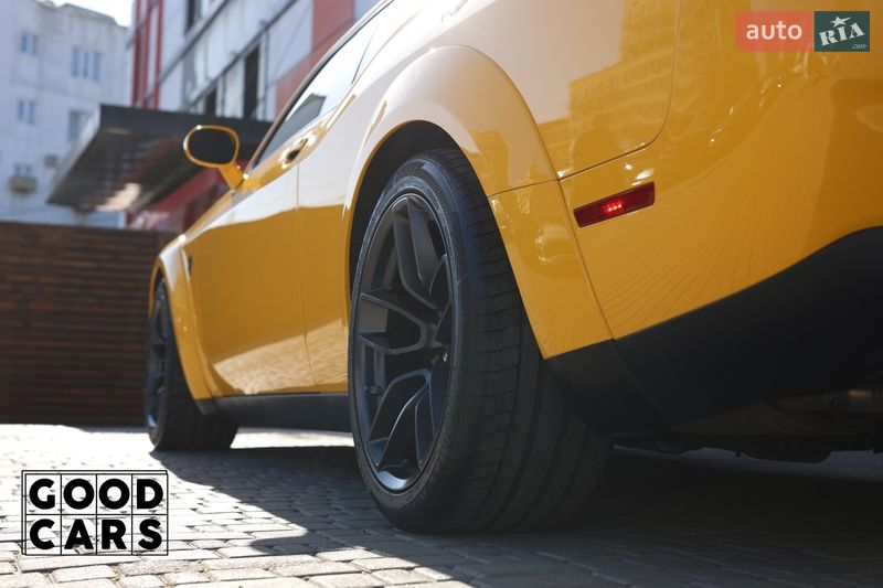 Купе Dodge Challenger 2017 в Одессе