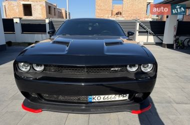 Купе Dodge Challenger 2017 в Ивано-Франковске