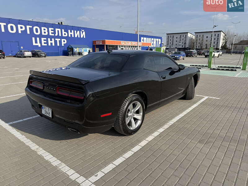 Купе Dodge Challenger 2019 в Тернополі