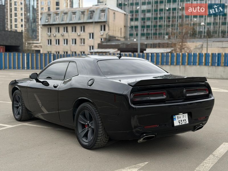 Dodge Challenger 2015