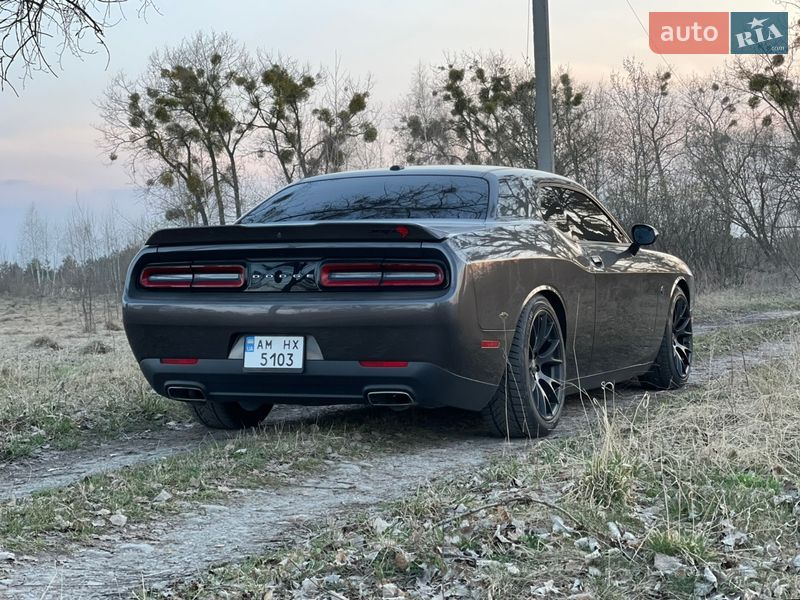 Купе Dodge Challenger 2018 в Житомире фото 5 Купе Dodge Challenger 2018 в Житомире