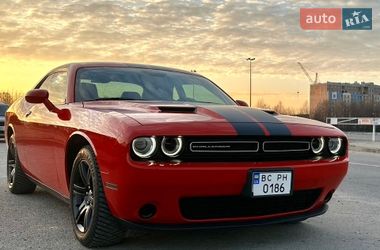 Купе Dodge Challenger 2015 в Львове