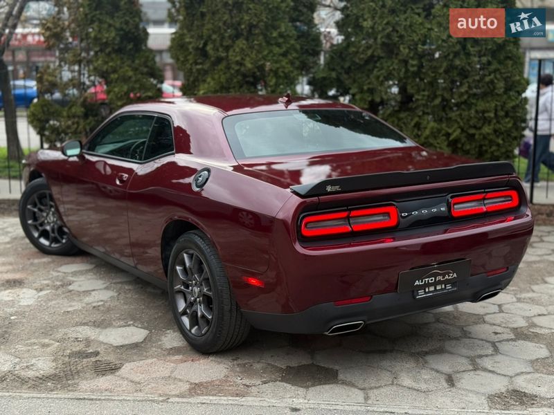 Купе Dodge Challenger 2018 в Одессе