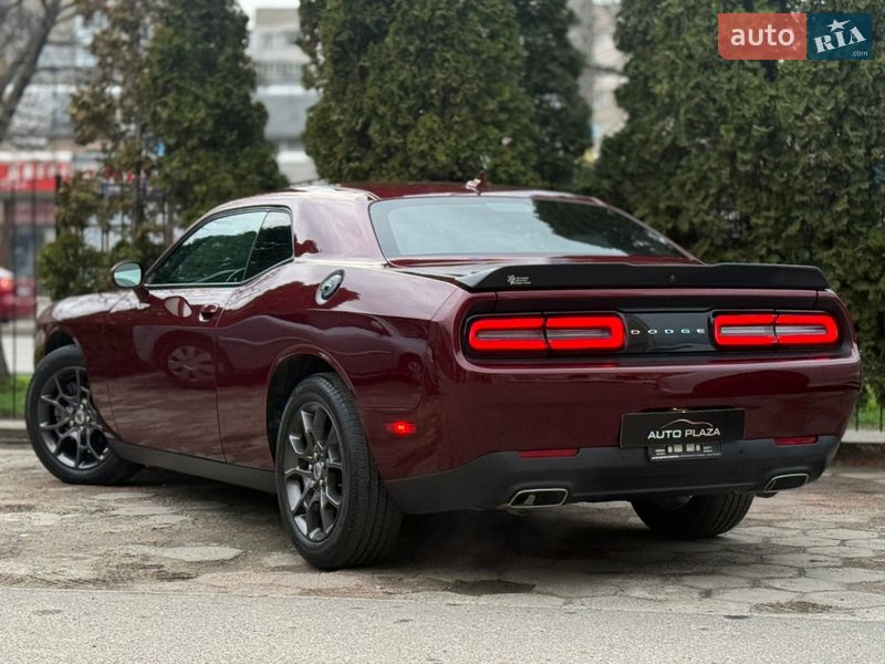 Купе Dodge Challenger 2018 в Одессе