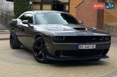 Купе Dodge Challenger 2018 в Львові