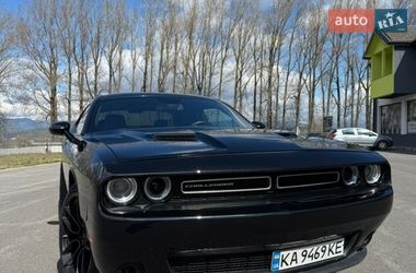 Купе Dodge Challenger 2017 в Киеве